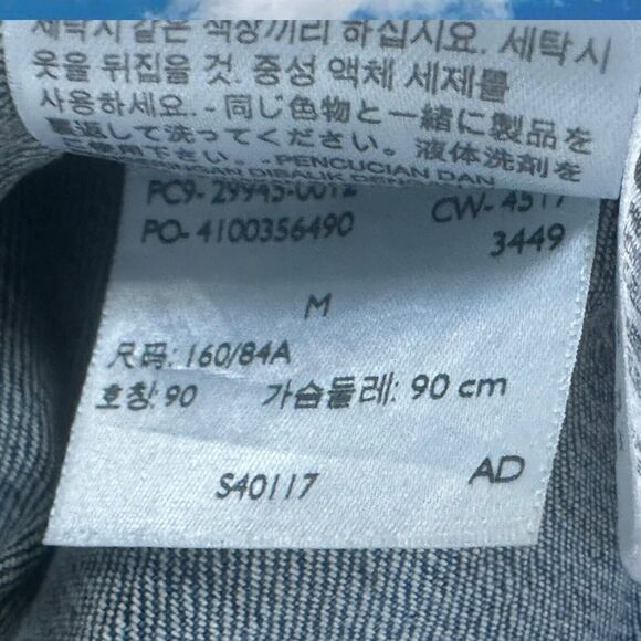 Levis Jacket Womens Medium Blue Denim Trucker Medium Wash Stretch Jean Pockets - Picture 9 of 11